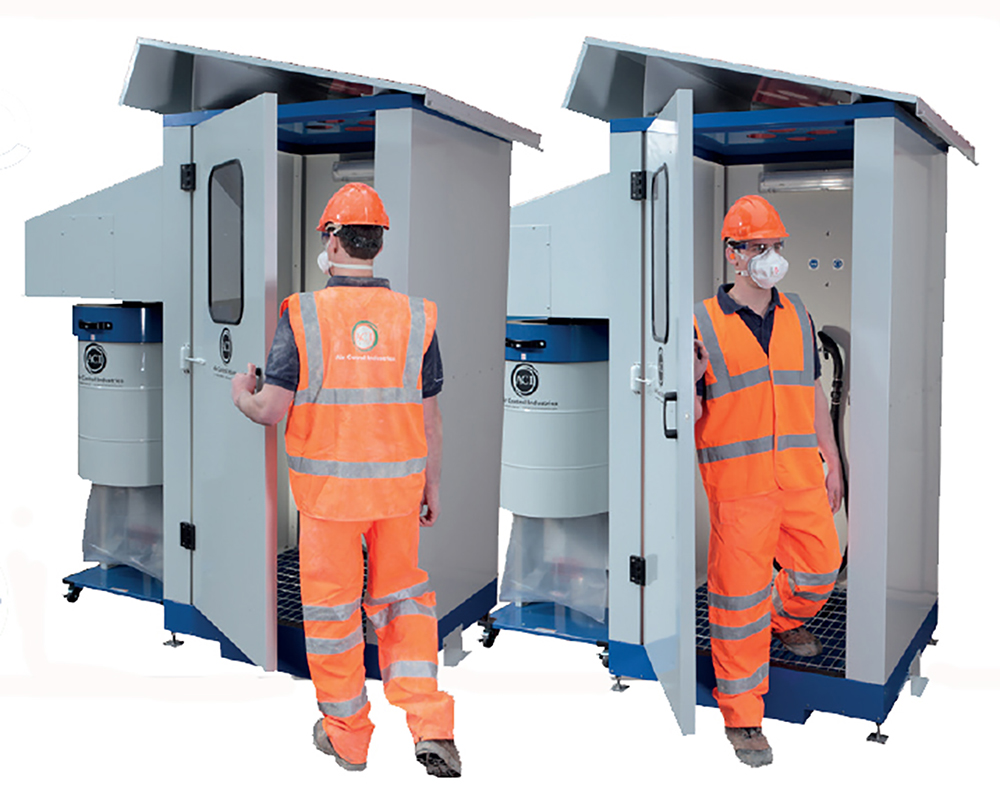 Cleaning booth