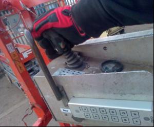 Preventing unauthorised use of MEWPs