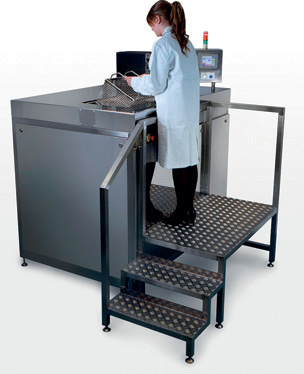 Specialist contract cleaning services