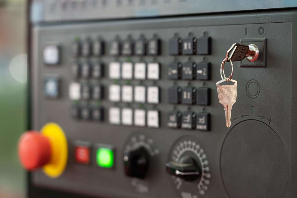 Managing and tracking keys securely and efficiently